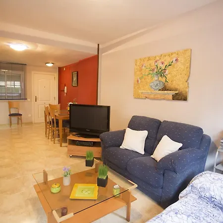 Apartment Residencial Golden Pineda Mar